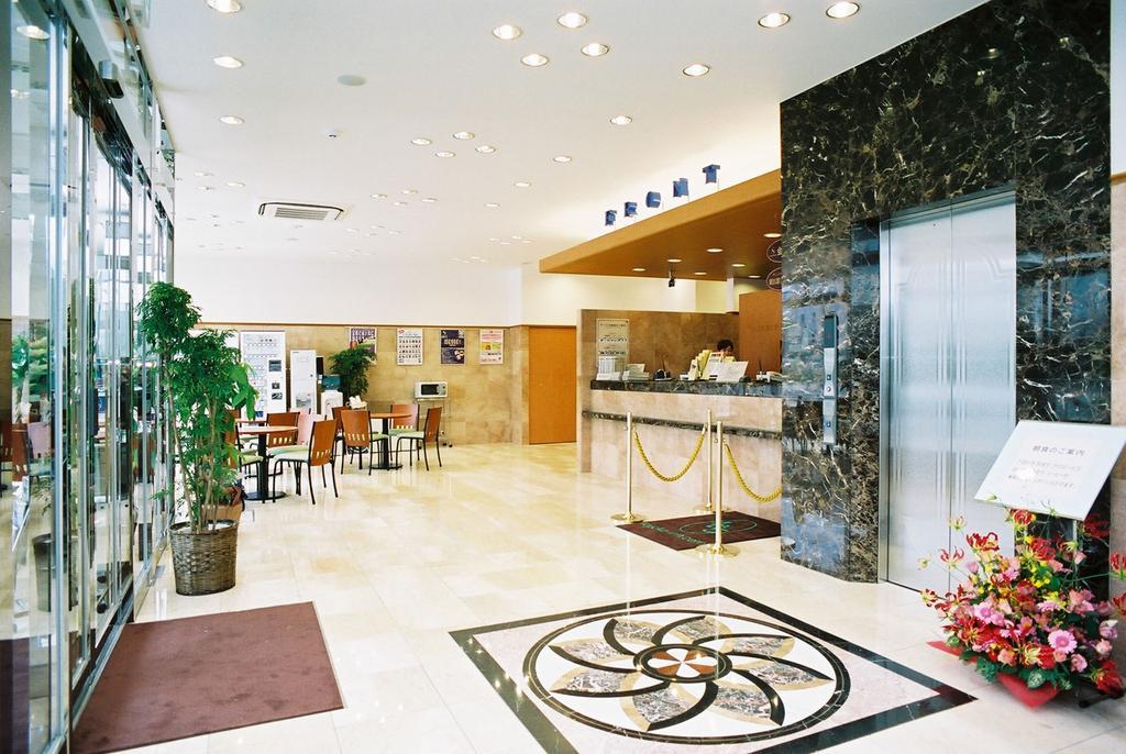 Toyoko Inn Izumo-Shi Ekimae Exterior foto