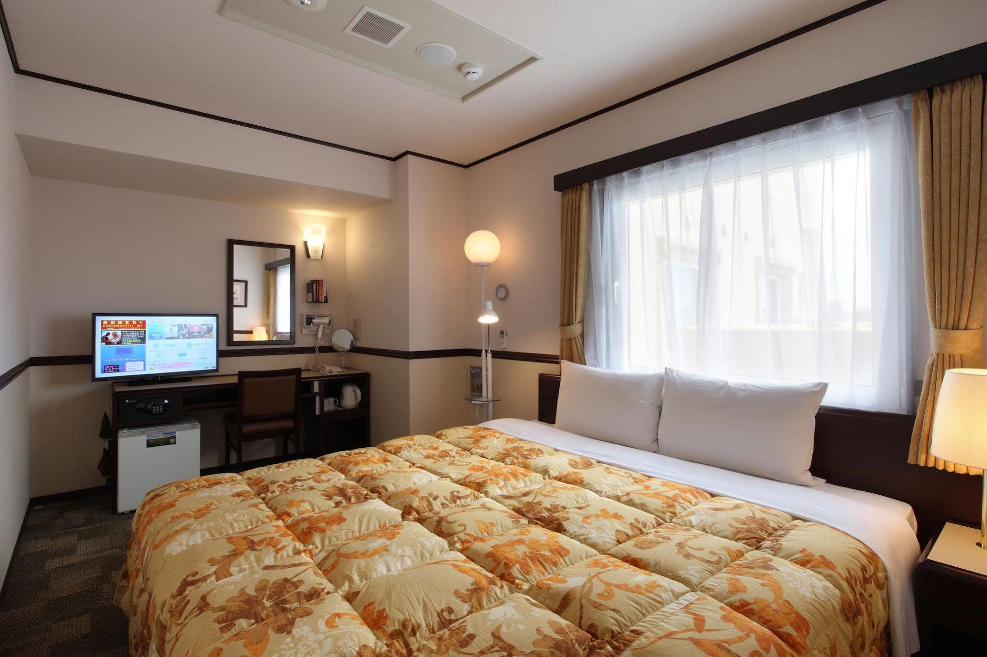 Toyoko Inn Izumo-Shi Ekimae Exterior foto